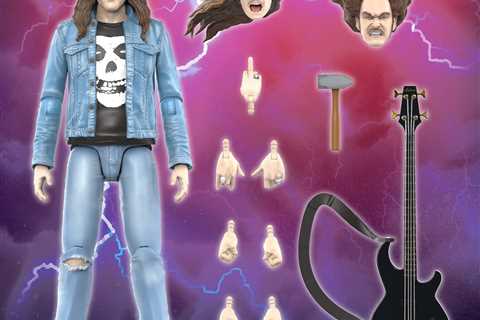 New Super7 METALLICA Cliff Burton ULTIMATES! Figure