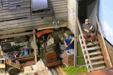 Brilliant Micro Model Railway Diorama from Australia by Kim Marsh (1/32 Scale Model Train Layout)