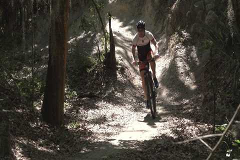 Can You Listen to Music While Bicycling in Cape Coral, Florida?