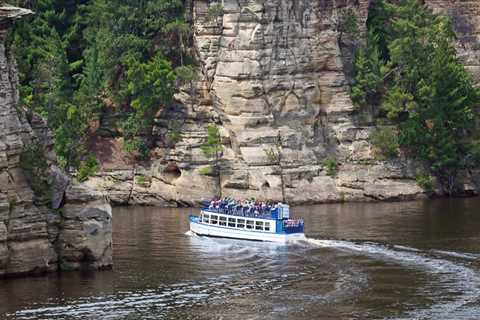 Can you boat at wisconsin dells?