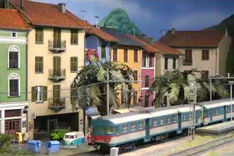 Model Railroad of Italy - 1/87 Scale ACME and Rivarossi Model Train Layout by Maurice Kleverwal