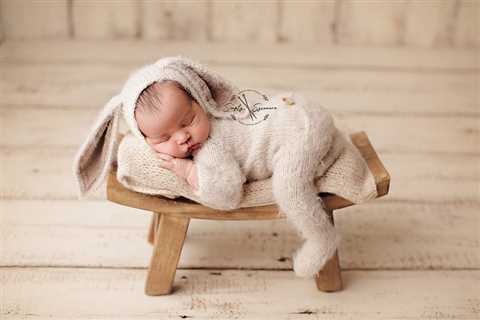 Darling Bunny Sleeper With Feet – Knit a Great Baby Gift!