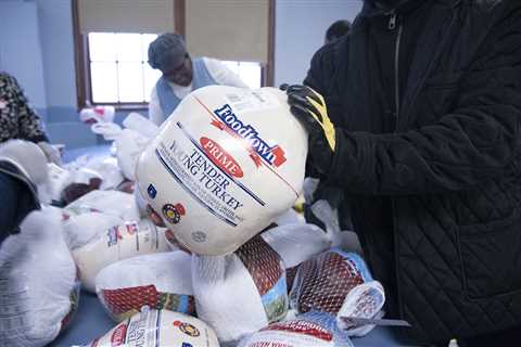 Free Turkeys in NYC: Thanksgiving Turkey Giveaways in 2023