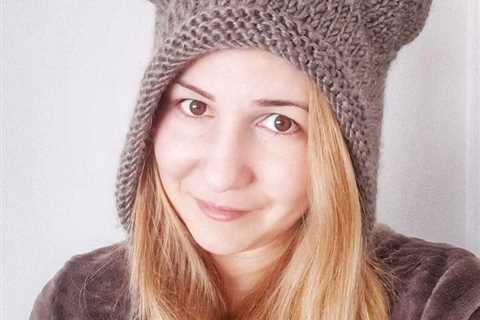 Pattern To Knit An Adorable Mama Bear Beanie