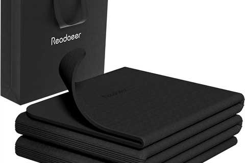 Readaeer Yoga Mat Review: A Traveler’s Delight!